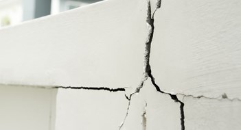 Exterior Safety Inspections Home problem, building problem wall cracked need to repair hurry up