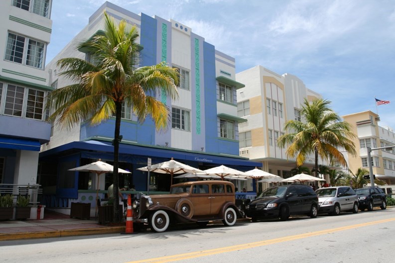 Miami Vice' Was So Influential It Protected the Florida City's Art Deco  Buildings